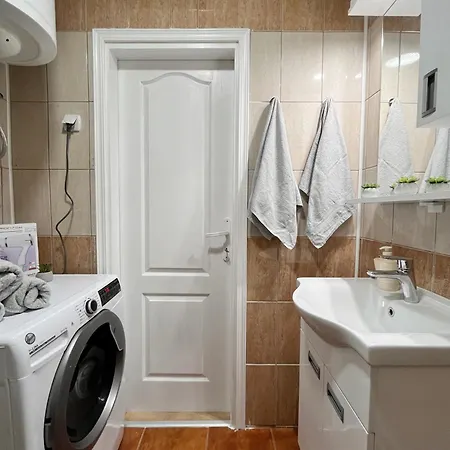 Laguna Donji Milanovac